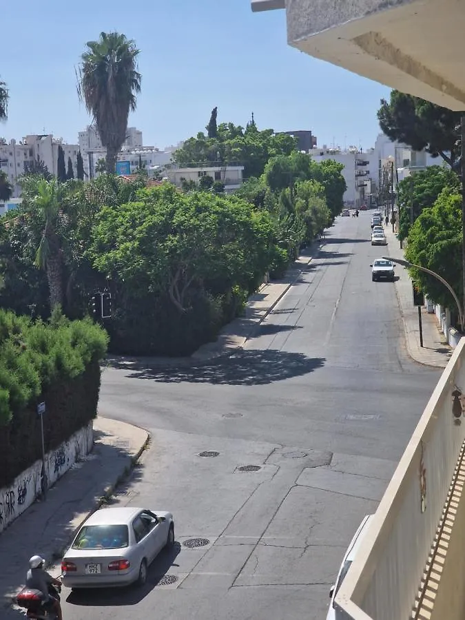 Apartment Town Center Garden Suite Larnaca